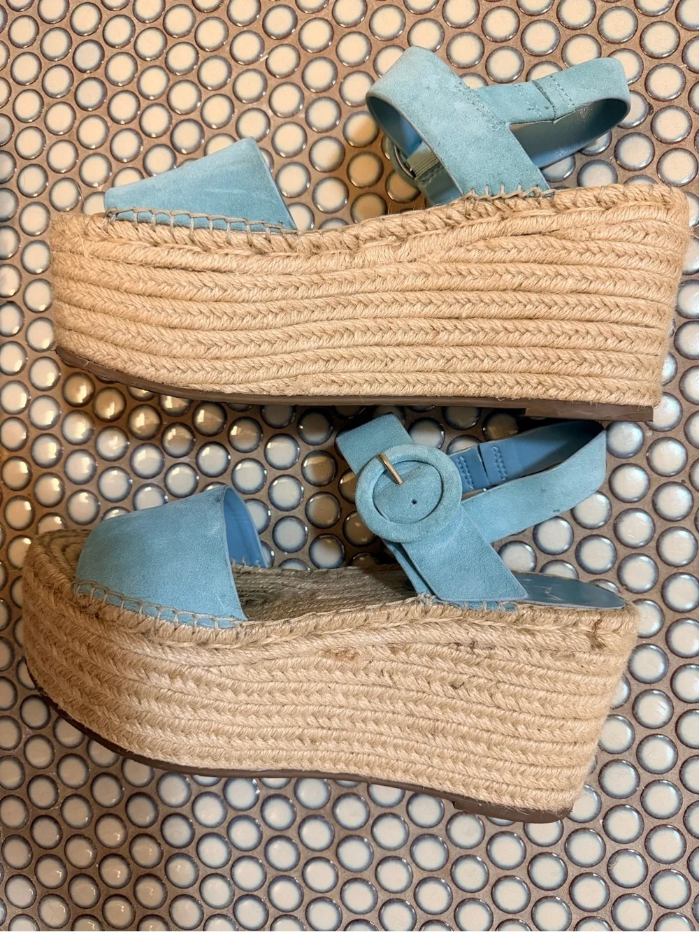 Women’s Marc Fisher Espadrille Platform Sandals w light blue detailing